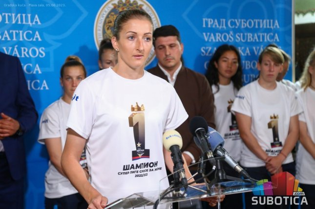 Fudbalerke "Spartaka" na prijemu kod gradonačelnika povodom osvajanja 14. titule šampiona Srbije