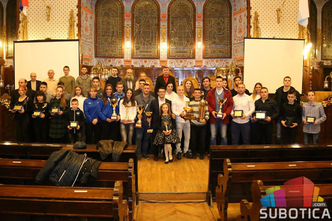 Dodeljena priznanja najboljima u akciji "Sportista godine 2017"