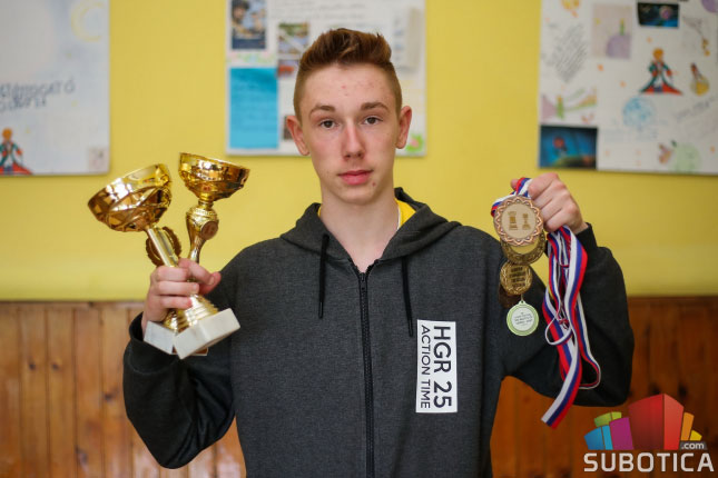 Oni dolaze: Dane Mamužić, maturant OŠ "Sečenji Ištvan"