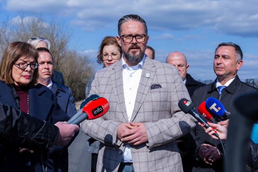 Juhas i Gojković obišli infrastrukturne radove u Subotici