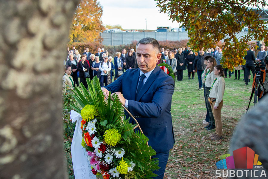 Komemoracija kod „Ptice slomljenih krila“: sećanje, pomirenje i trajno poštovanje prema žrtvama