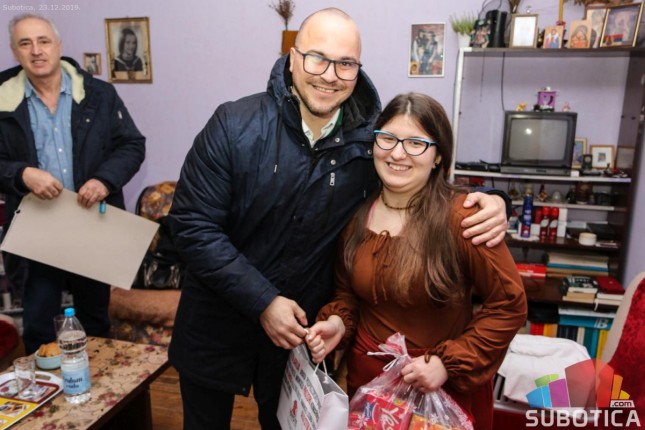 Kompanija "Joviste" pomogla porodici Morača obnovom kompletne stolarije