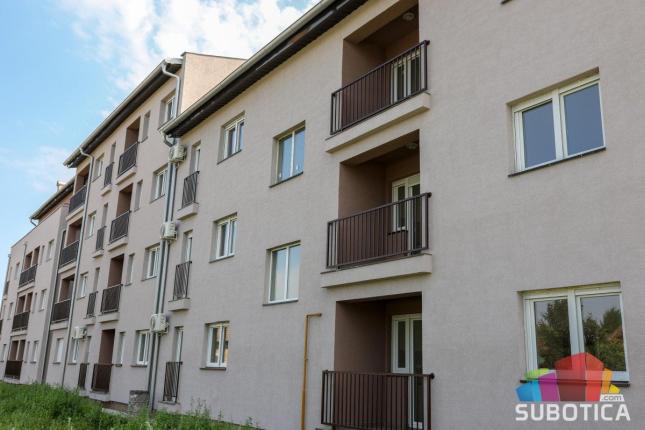 Izgradnja stanova za izbeglice u završnoj fazi