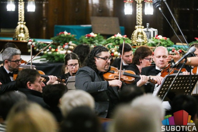 Novogodišnja čarolija Subotičkog simfonijskog orkestra