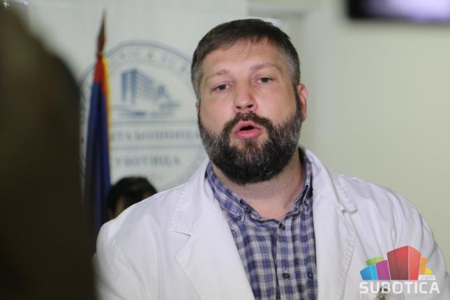 Kompanija "Masterplast" donirala Opštoj bolnici opremu za intenzivnu negu