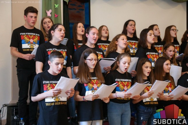 Subotički đaci pesmom čuvaju tradiciju
