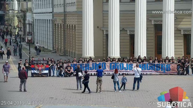 Subotički đaci pesmom čuvaju tradiciju