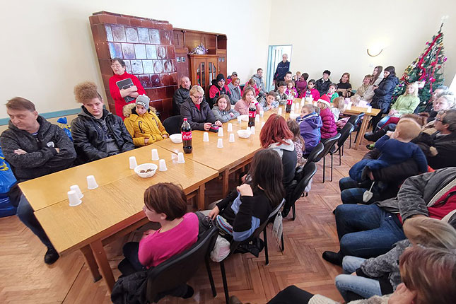 Poklon paketi Rotarijanaca za socijalno ugrožene porodice sa Palića