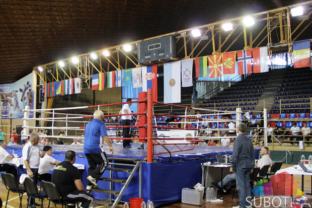 Bokser iz Srbije osvajač 32. Vojvođanske zlatne rukavice