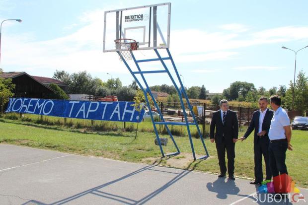 Pokrajinska vlada će pomoći izgradnju i renoviranje sportskih terena u Subotici