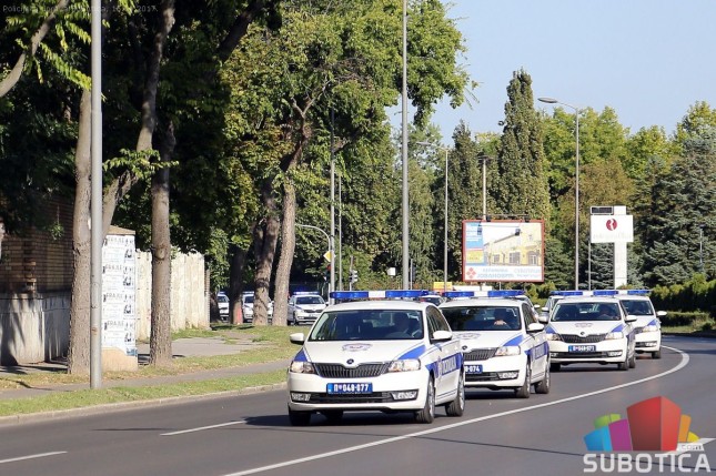 Subotička policija dobila 17 novih automobila