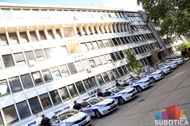 Subotička policija dobila 17 novih automobila