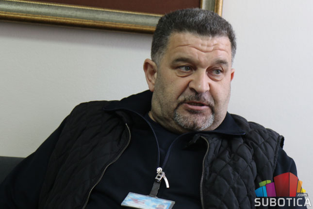 Vožač gradskog autobusa vratio novčanik pun para, vlasnica nije štedela reči hvale