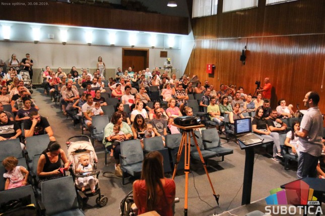 Održan javni čas o značaju upotrebe auto-sedišta