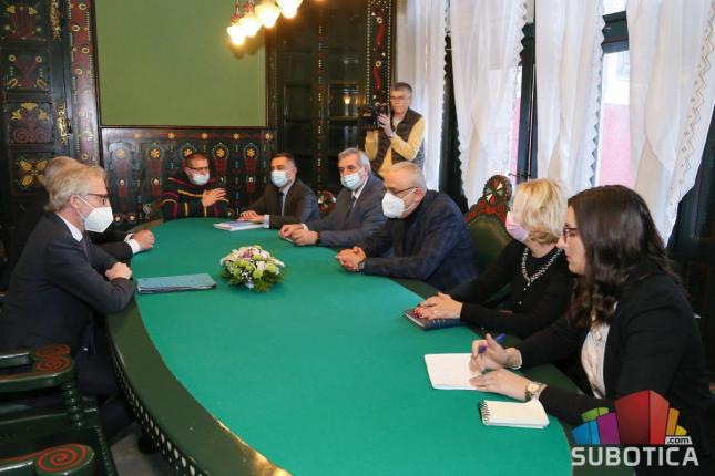 Park na Prozivci bogatiji za novo drveće