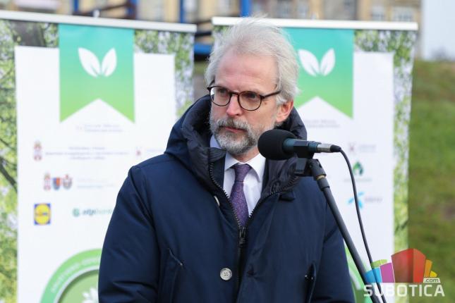 Park na Prozivci bogatiji za novo drveće