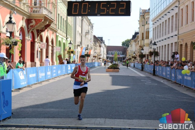 Sjajna atmosfera na 3. Subotičkom polumaratonu