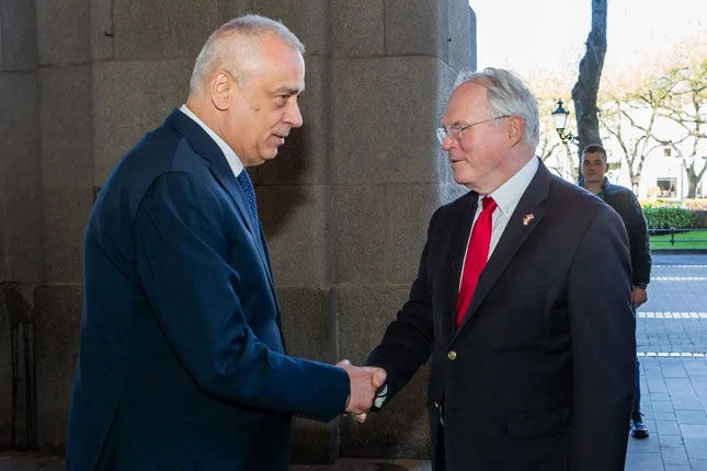 Gradonačelnik Bakić ugostio ambasadora SAD, na stolu bile brojne tekuće teme