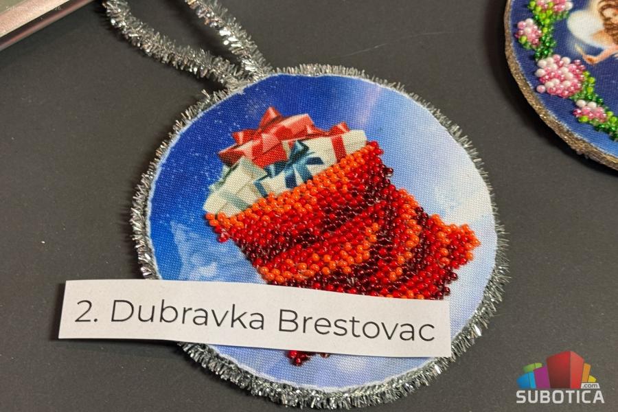 Od pokrstica preko mađarskog veza do šlinga - nitima tradicije ispisane nove priče