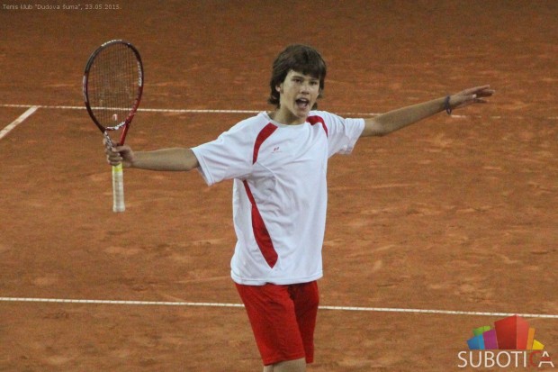 Nemanja Subanović pobednik 3. teniskog memorijala "Jovan Kukaras"