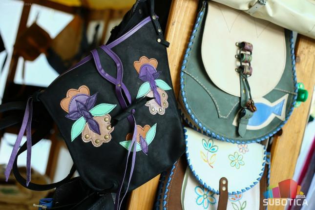 Od srpskog opanka do narodne nošnje Sekelja - Etnopolis, mesto susreta različitih tradicija