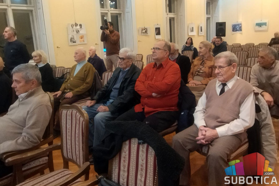 „Zašto je petao prestao da kukuriče” - priče koje čuvaju glasove prošlih vremena