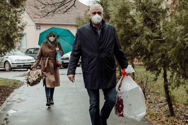 Gradonačelnik posetio prvorođenu bebu u 2021. godini