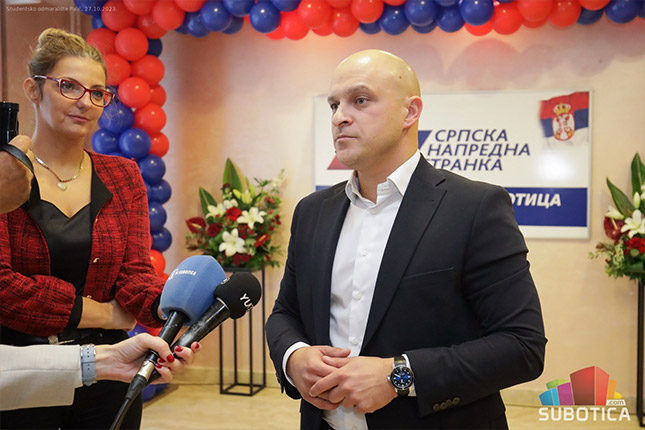 Aleksandar Medaković