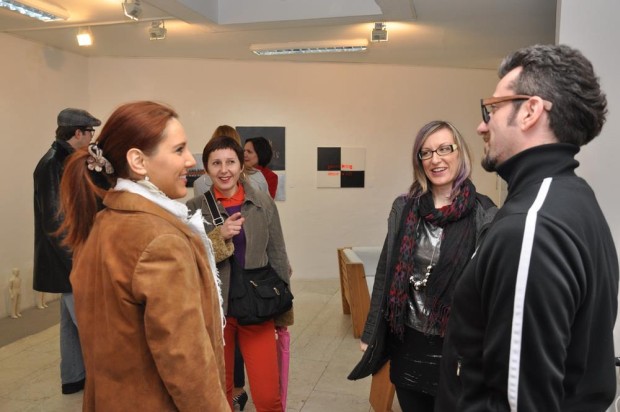 Izložba Maje Rakočević Cvijanov: "Kancelarijski radnici"