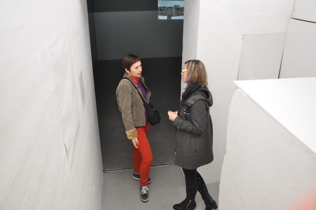 Izložba Maje Rakočević Cvijanov: "Kancelarijski radnici"