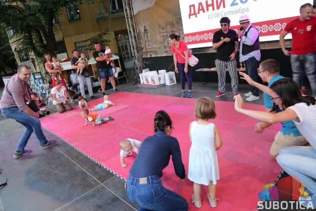 "Konferencija beba" okupila najmlađe Subotičane