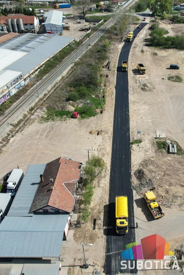 Privodi se kraju asfaltiranje dela Lošinjske ulice