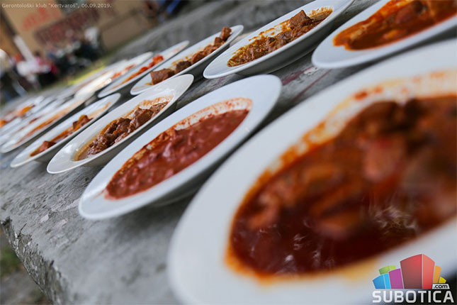 Pobednik šeste Kotlićijade ekipa „Prijatelji Zorke“