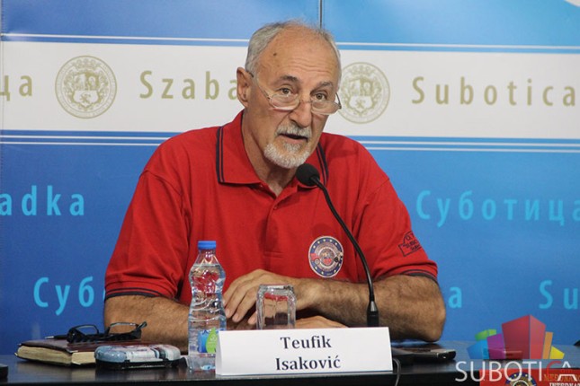 Više od 50 vozila na VII Međunarodnom susretu i reliju oldtajmera