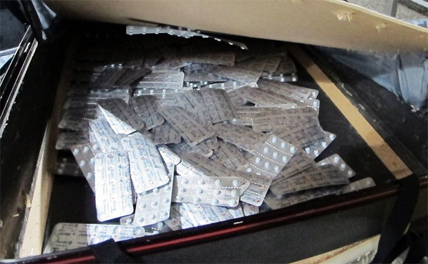 Sprečeno krijumčarenje oružja i lekova