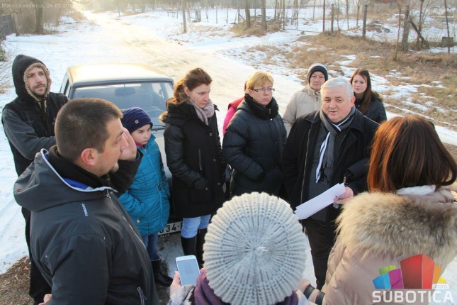 Psi kidišu na ljude i životinje