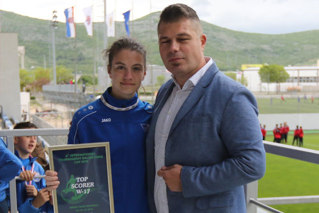Fudbal: Mlade "golubice" U17 pobednice "Dalmatinko" kupa u Splitu