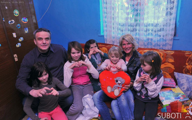 Nova akcija "Srce za decu": Ceca Kitić posetila porodice Vukotić i Kuktin