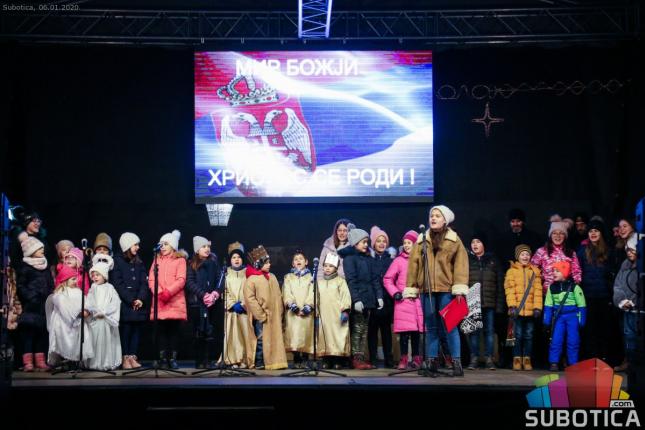 Ove godine bez organizovane seče Badnjaka i programa na Trgu