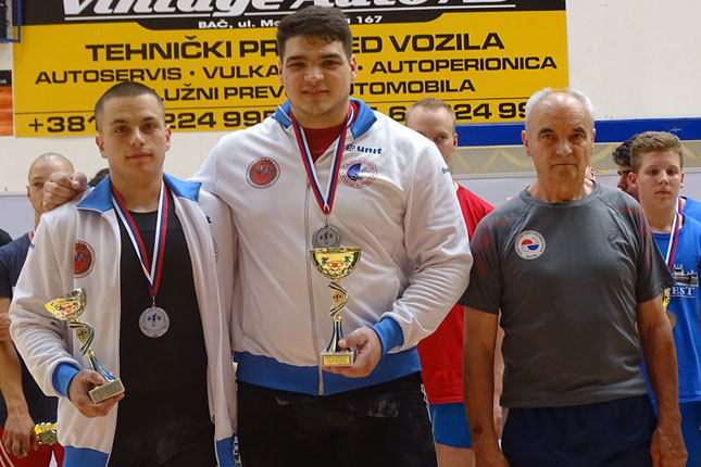 Dizanje tegova: Spartak najbolji na turniru  Baču