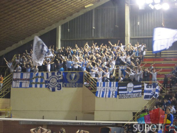 Poraz odbojkašica Spartaka od Crvene zvezde (2:3)