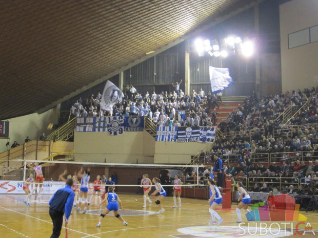 Poraz odbojkašica Spartaka od Crvene zvezde (2:3)