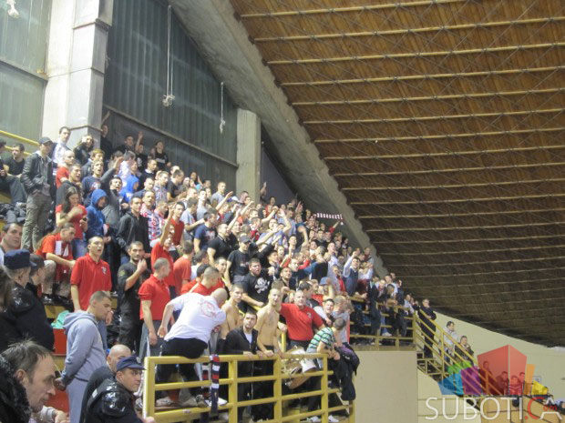 Poraz odbojkašica Spartaka od Crvene zvezde (2:3)