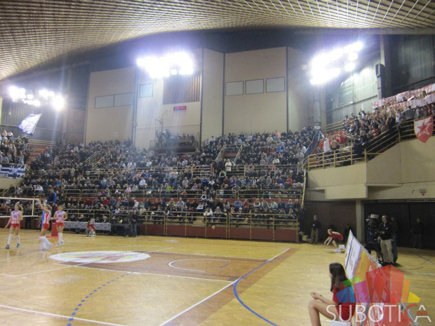 Poraz odbojkašica Spartaka od Crvene zvezde (2:3)