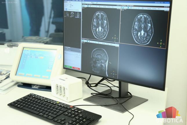 Početak rada aparata za magnetnu rezonancu i nabavka nove opreme obeležile godinu u bolnici