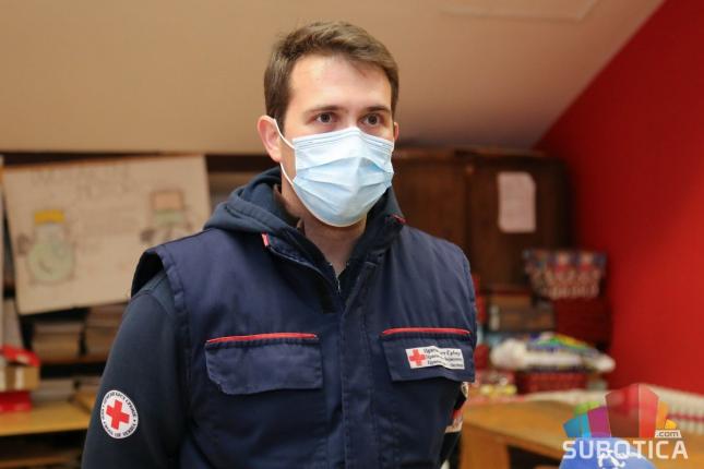 "Osmeh u kutiji" za nečije lepše praznike