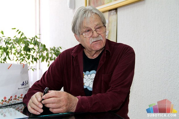 Ko nema u glavi, ima u knjizi