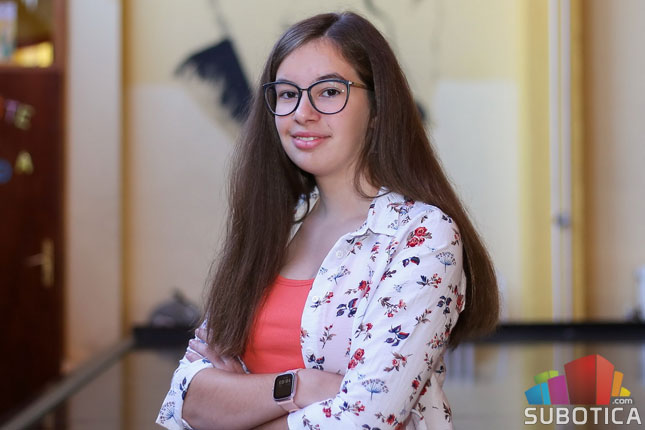 Oni dolaze: Virag Čisar, maturantkinja OŠ "Miroslav Antić"