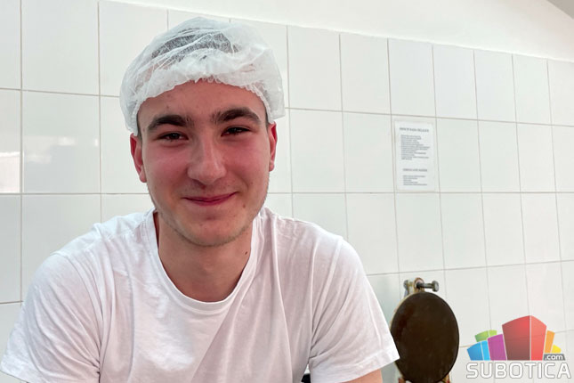 Učenik Hemijsko-tehnološke škole najbolji mladi pekar u Srbiji: "Spremao sam se da pobedim"