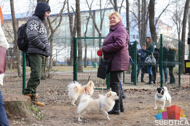 Otvoreni parkovi za pse u Dudovoj šumi i na Prozivci